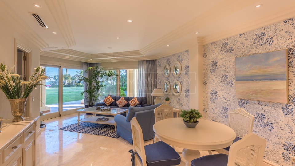 Marbella Golden Mile, Impresionante propiedad, primera línea de playa en Marbella Club