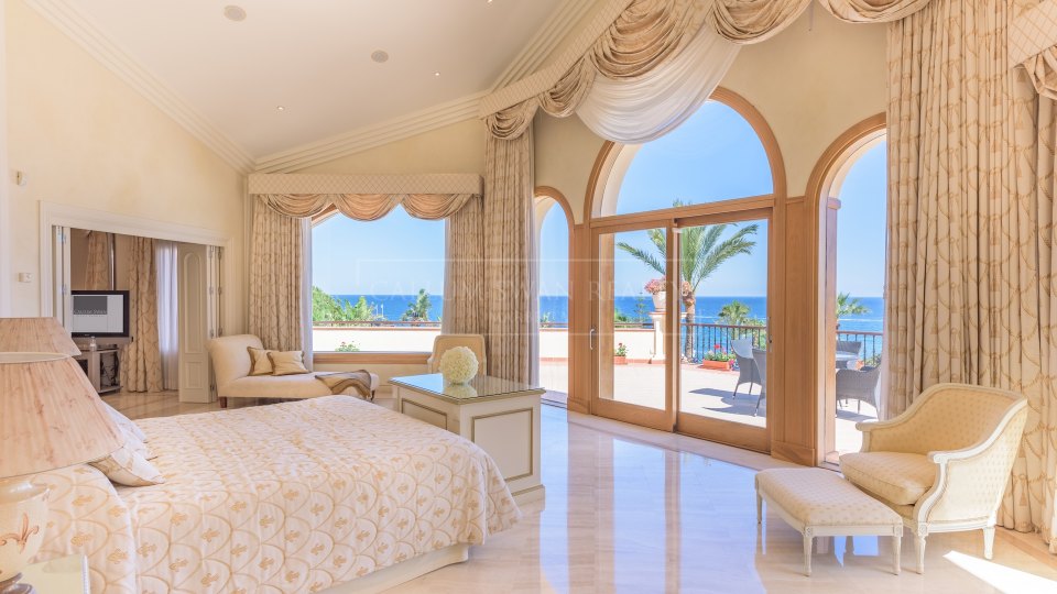 Marbella Golden Mile, Impresionante propiedad, primera línea de playa en Marbella Club