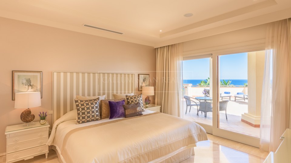 Marbella Golden Mile, Impresionante propiedad, primera línea de playa en Marbella Club