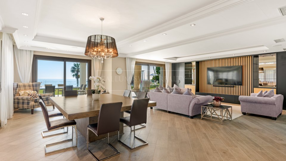 Marbella Golden Mile, Impresionante mansion en primera línea de playa en el Marbella Club