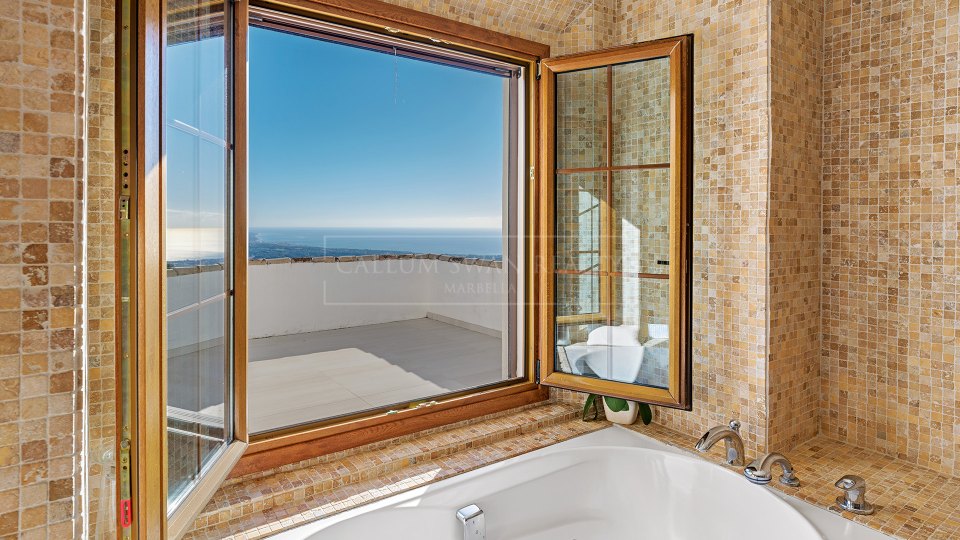 Benahavis, Villa de lujo con vistas panorámicas al mar en La Zagaleta, Marbella