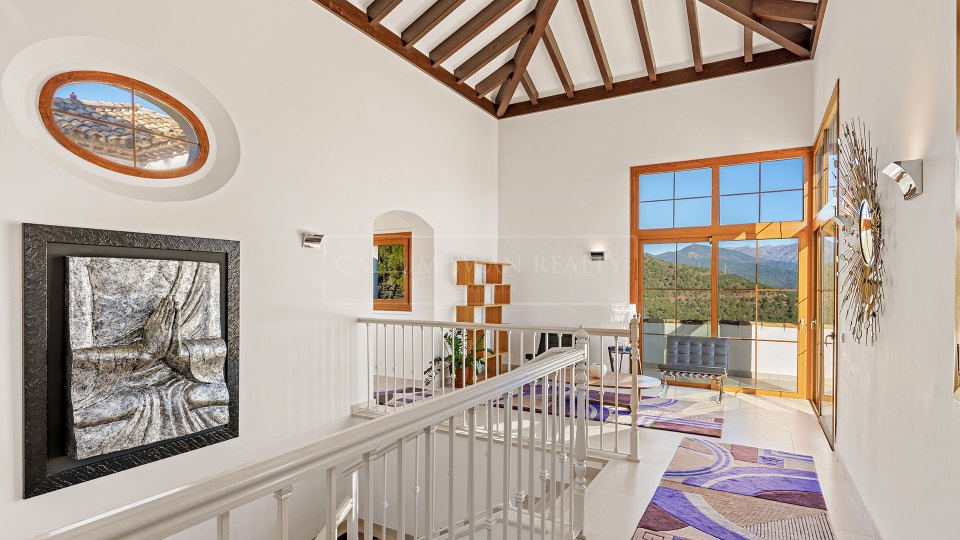 Benahavis, Villa de lujo con vistas panorámicas al mar en La Zagaleta, Marbella