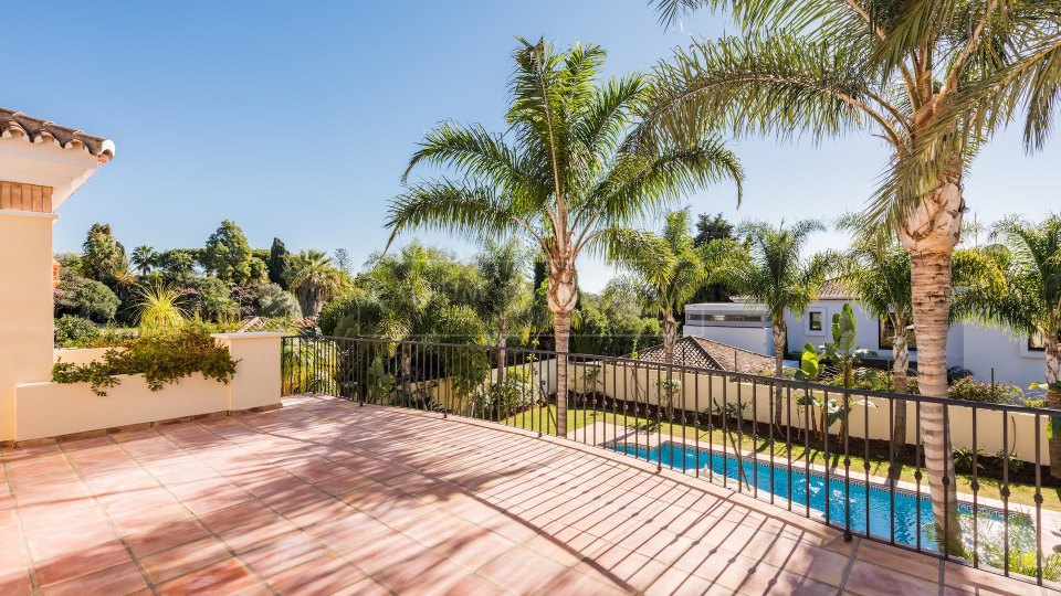 Marbella Golden Mile, Villa in Marbella Club, walking distance to the beach on Marbella's Golden Mile