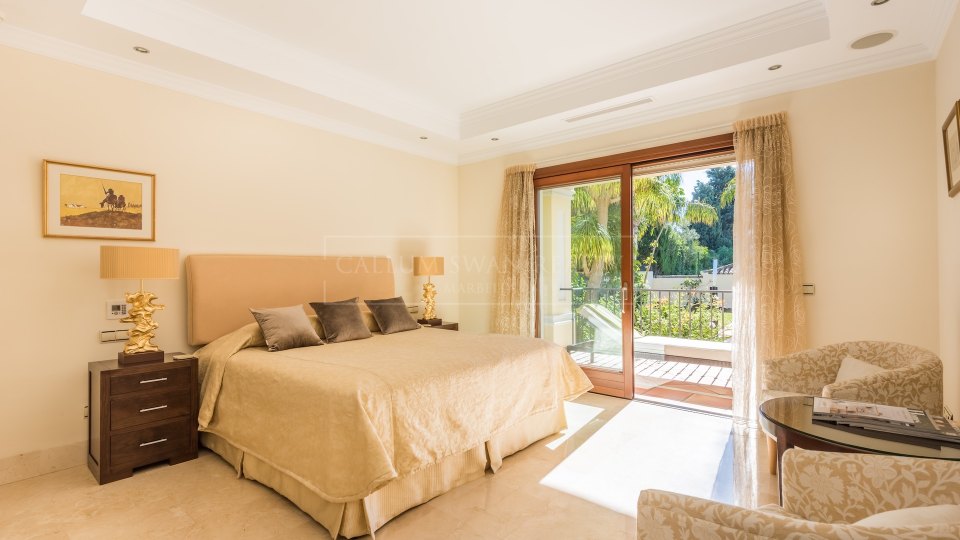 Marbella Golden Mile, Villa in Marbella Club, walking distance to the beach on Marbella's Golden Mile