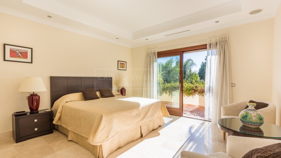 Marbella Golden Mile, Villa in Marbella Club, walking distance to the beach on Marbella's Golden Mile