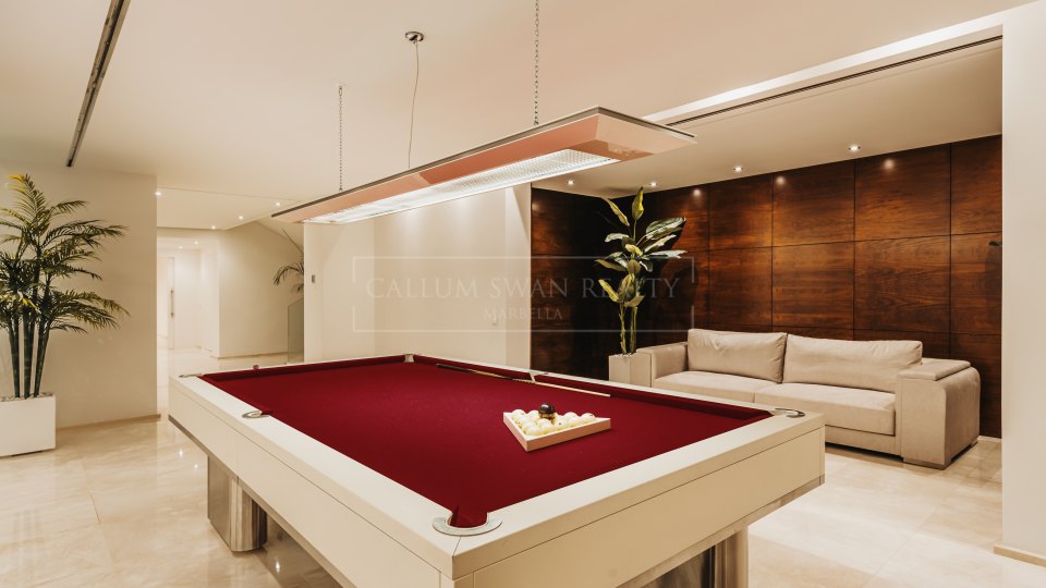 Marbella Golden Mile, Sierra Blanca, impresionante villa contemporánea en venta