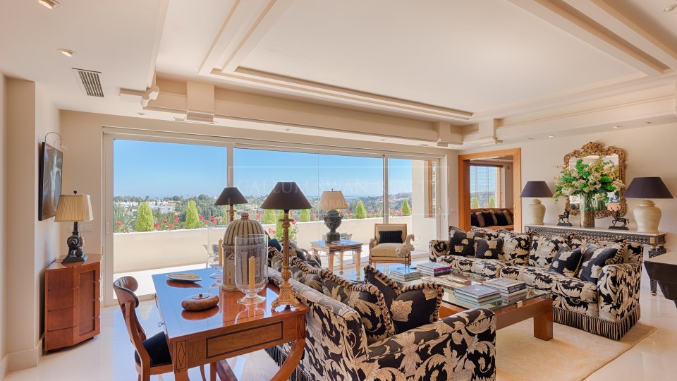 Nueva Andalucia, Superbe penthouse en vente en première ligne du Royal Las Brisas Golf