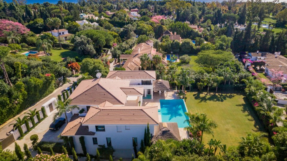San Pedro de Alcantara, Luxury villa close to the beach in Guadalmina Baja
