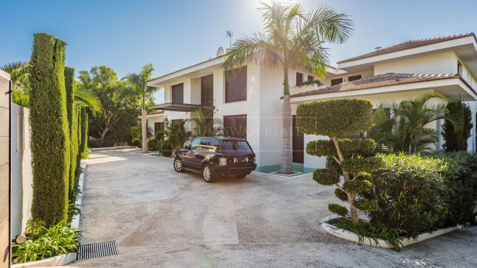San Pedro de Alcantara, Luxury villa close to the beach in Guadalmina Baja