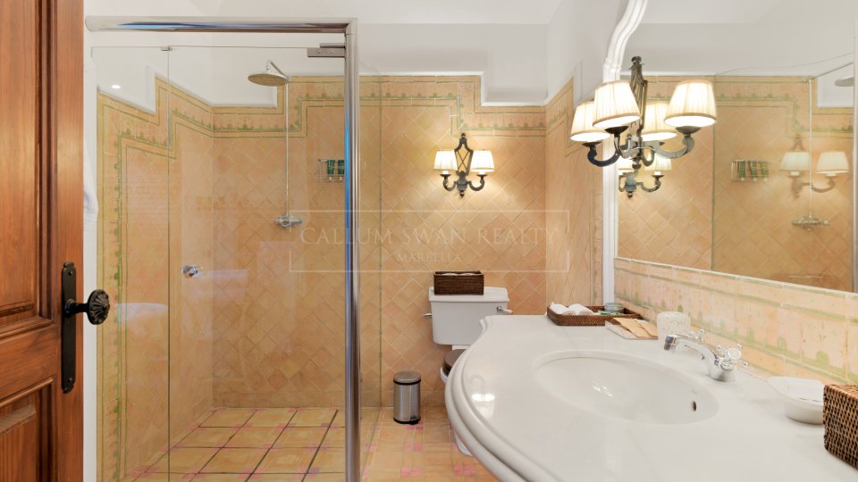 Marbella Golden Mile, Villa de lujo muy exclusiva en Marbella Club