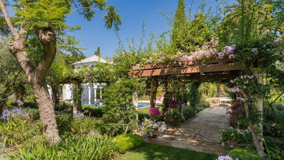 Marbella Golden Mile, Villa de lujo muy exclusiva en Marbella Club