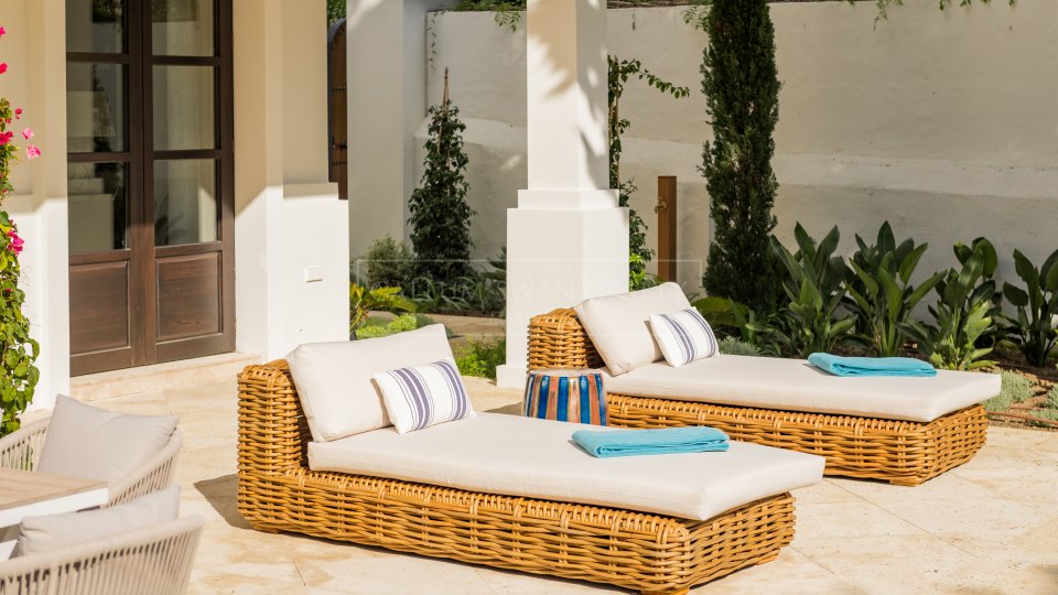 Marbella Golden Mile, Beautiful family villa, with the charming style of Marbella Club