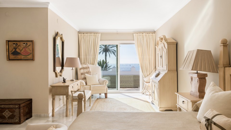 Marbella Est, Superbe et unique domaine en bord de mer à Marbella