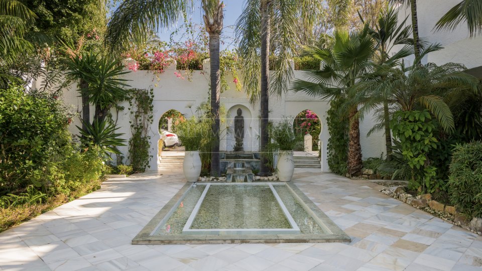 Marbella Est, Superbe et unique domaine en bord de mer à Marbella