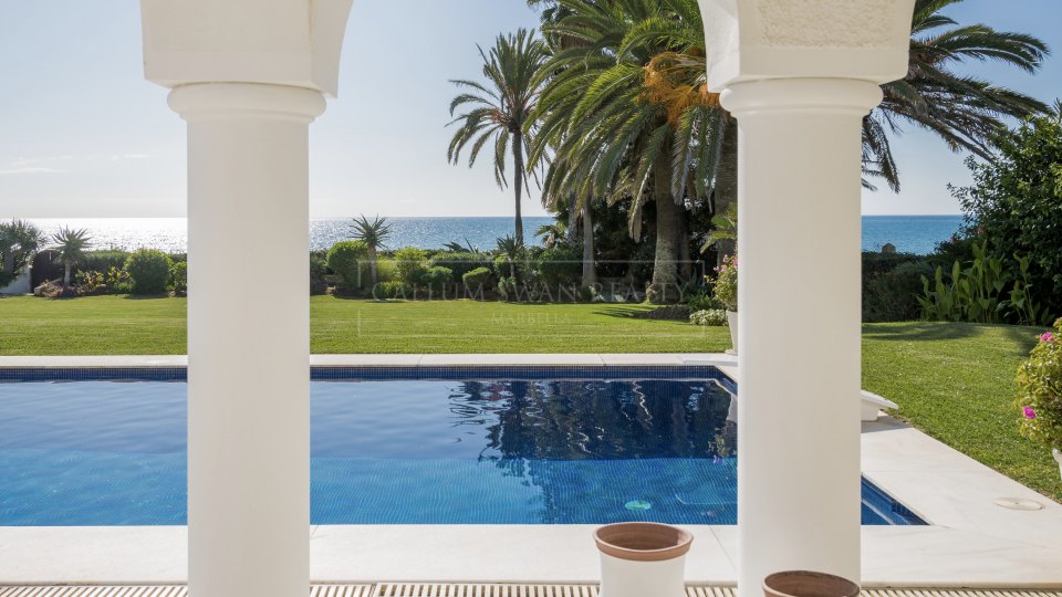 Marbella Est, Superbe et unique domaine en bord de mer à Marbella
