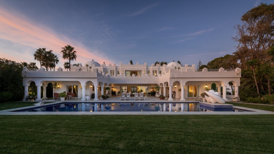Marbella Est, Superbe et unique domaine en bord de mer à Marbella