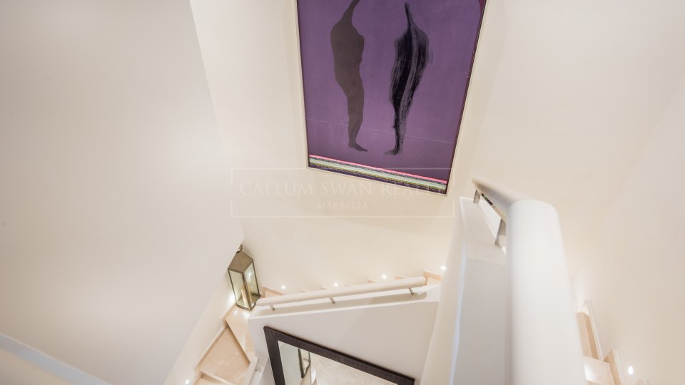 Marbella Golden Mile, Charming Duplex penthouse in La Trinidad with stunning sea views