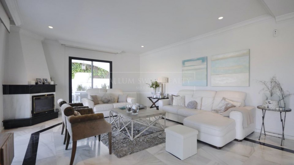 Nueva Andalucia, Charmante villa familiale à Nueva Andalucía pour location de courte durée