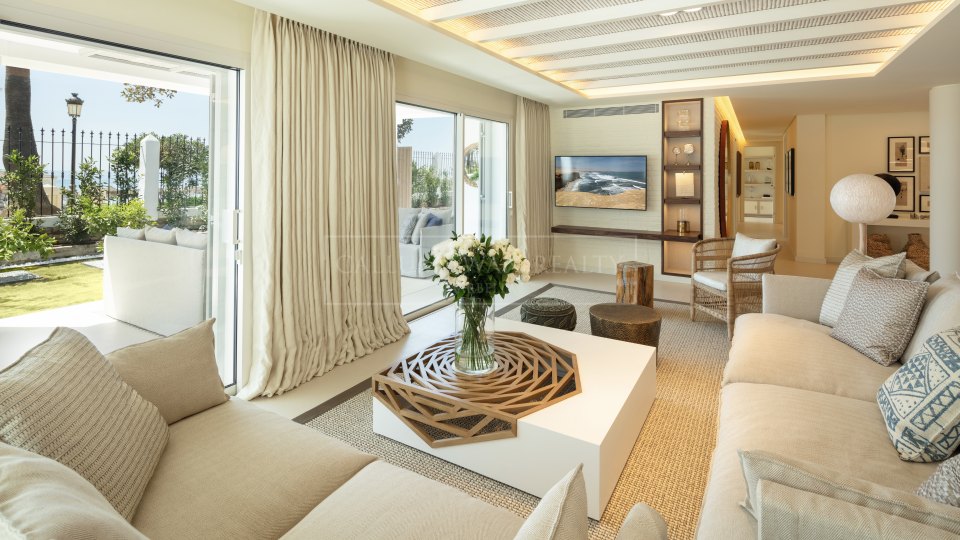 Marbella Golden Mile, Cautivadora villa de lujo frente al mar en puente romano, en la Milla de Oro