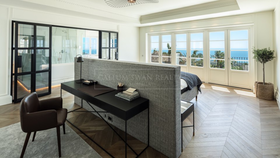 Marbella Golden Mile, Substantial luxury villa for sale in Sierra Blanca.