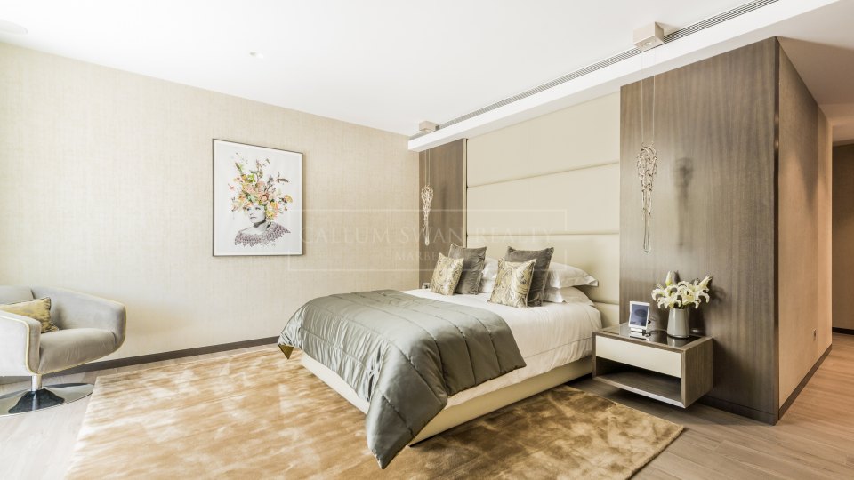 Marbella Golden Mile, Villa de lujo en Marbella Club a unos pasos de la playa