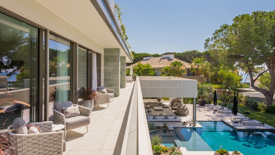 Marbella Golden Mile, Villa de lujo en Marbella Club a unos pasos de la playa