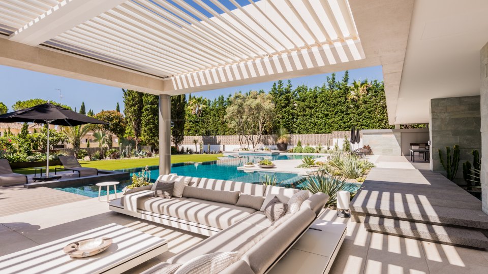 Marbella Golden Mile, Villa de lujo en Marbella Club a unos pasos de la playa
