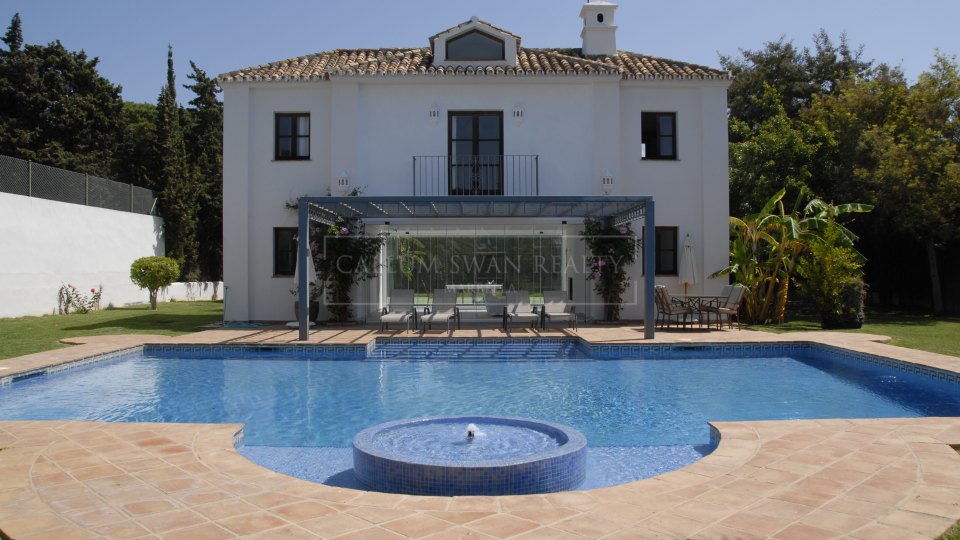 San Pedro de Alcantara, Villa de style méditerranéen à vendre à Guadalmina Baja, Marbella
