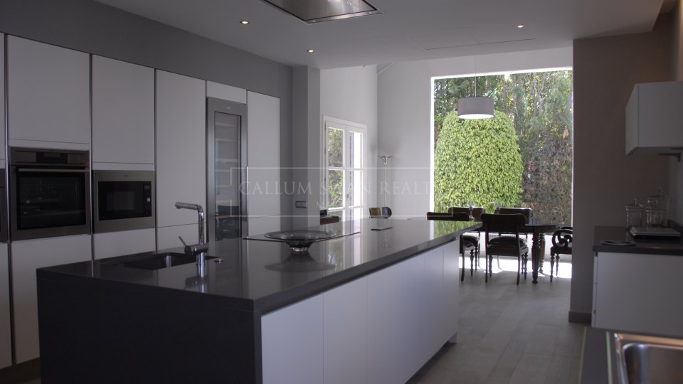 San Pedro de Alcantara, Villa de style méditerranéen à vendre à Guadalmina Baja, Marbella