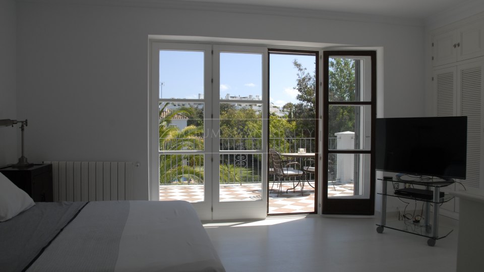 San Pedro de Alcantara, Villa de style méditerranéen à vendre à Guadalmina Baja, Marbella