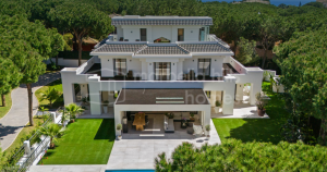 Villa  Marbella East