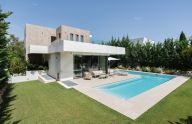 Modern, newly built 4-bedroom villa in Nueva Andalucía, Marbella