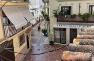 Corner townhouse with 3 floors and 3 bedrooms in Marbella town center