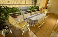 Sunny 3 bedroom apartment in Las Lomas del Olivar, Marbella
