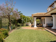 Villa for sale in Istan