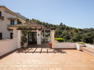Villa for sale in Istan