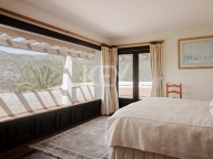 Villa for sale in Istan