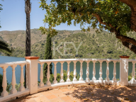 Villa for sale in Istan