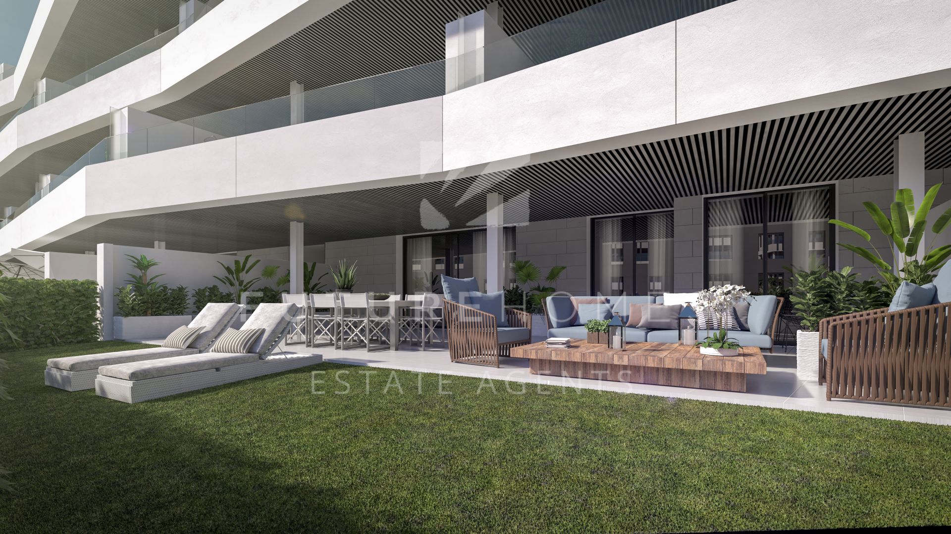 Modern ground floor apartment with large terrace and garden just 5 minutes from Estepona port