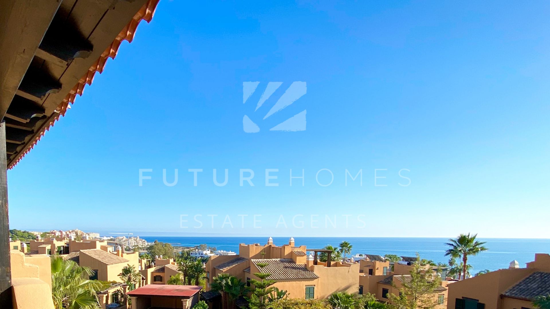 Semi detached townhouse for sale in Seghers Estepona