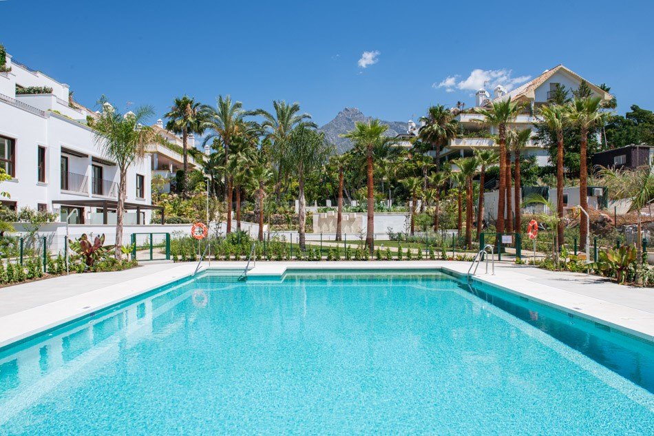 Las Lomas del Marbella Club, Nice penthouse on two levels in prestigious área