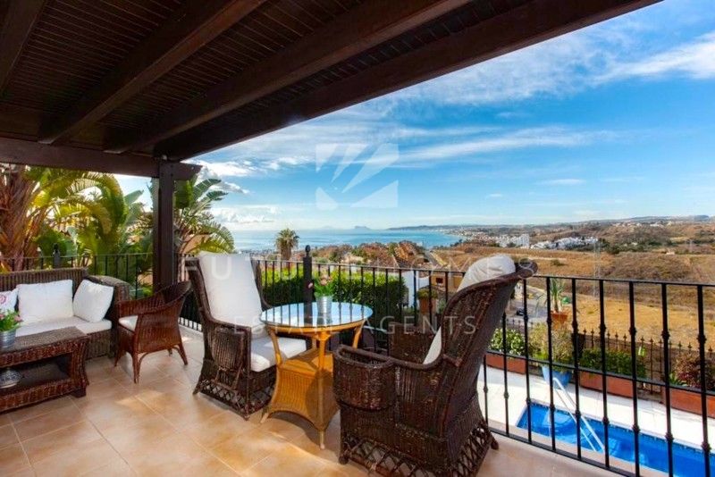 http://www.futurehomesspain.com/en-286-R2102366_villa-seghers-estepona.html