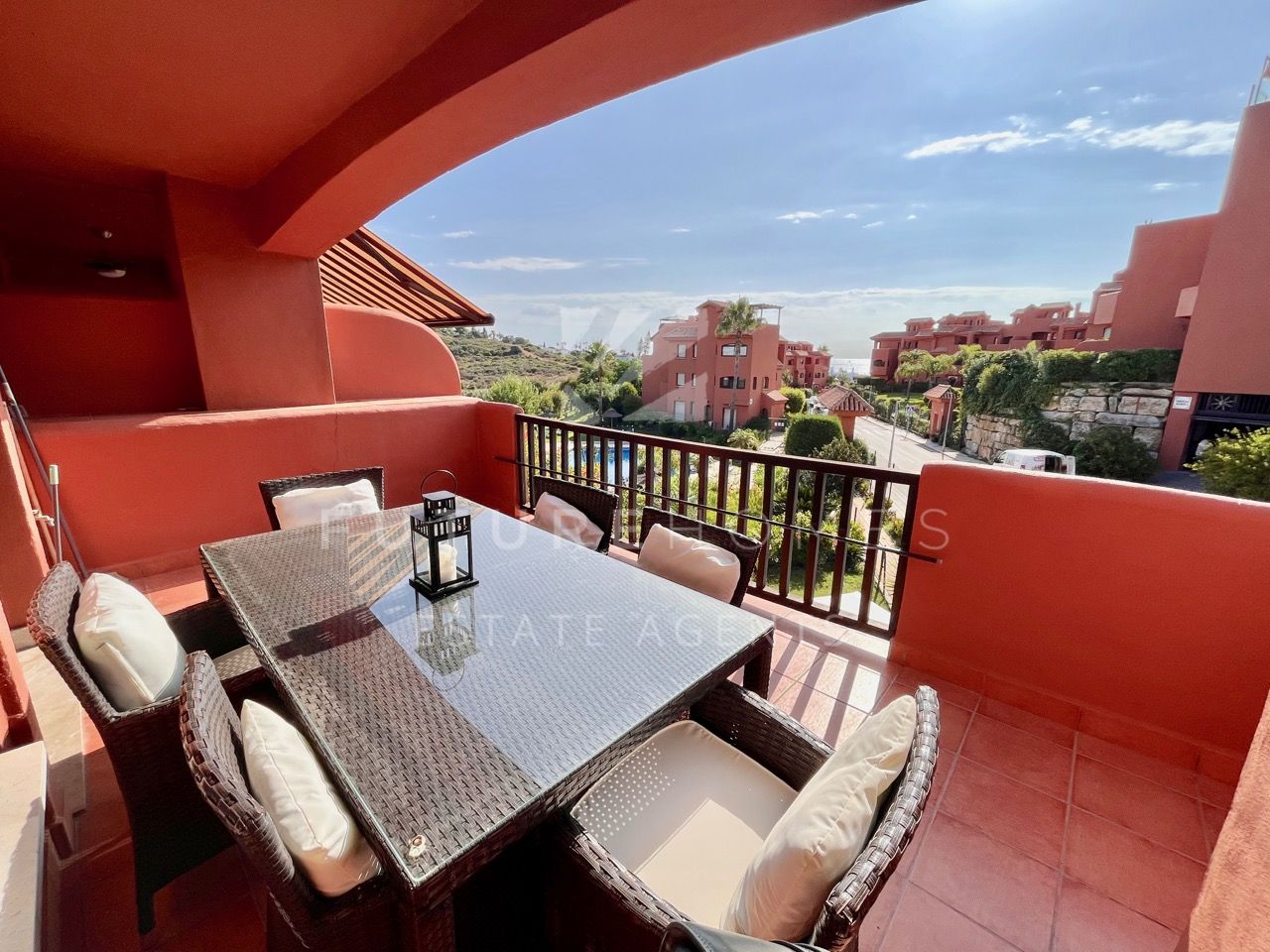 Bright and spacious penthouse duplex for sale with solarium in Costa Galera Estepona