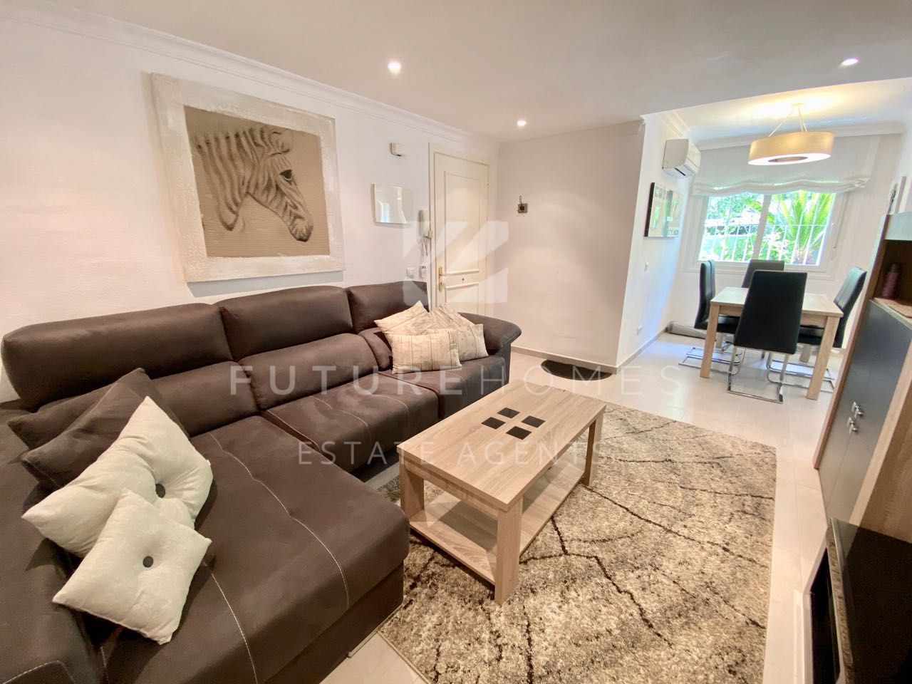 http://www.futurehomesspain.com/en-286-00452P_apartment-estepona+puerto-estepona.html