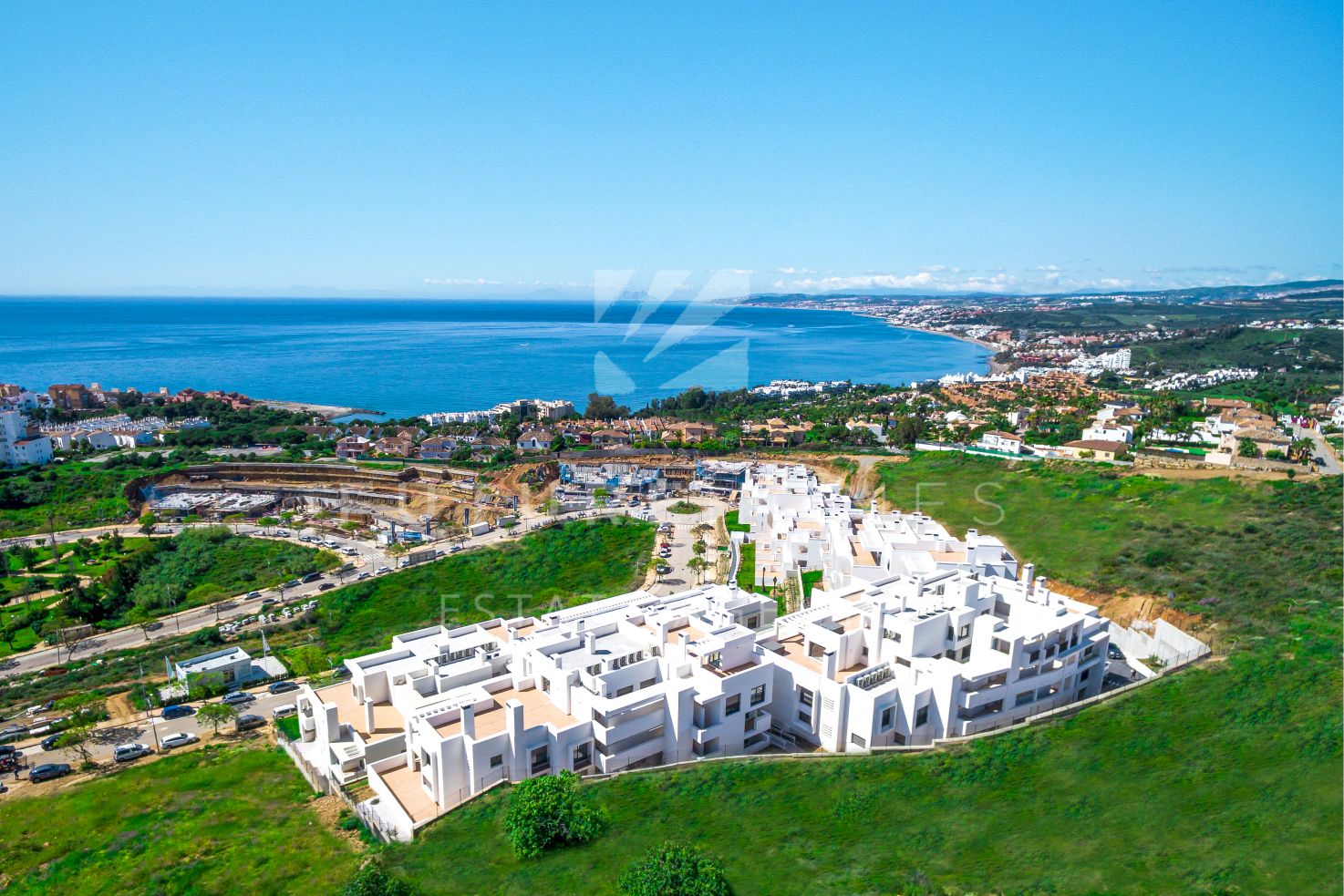 Brand new modern stylish apartments near Estepona Port and The Town Centre READY TO MOVE INTO NOW!