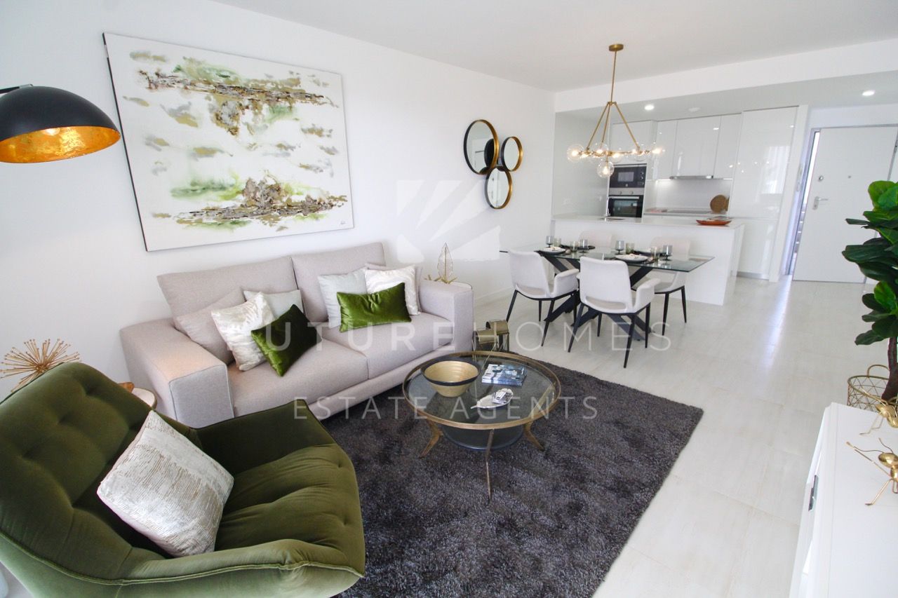 http://www.futurehomesspain.com/en-286-00196P_apartment-estepona.html