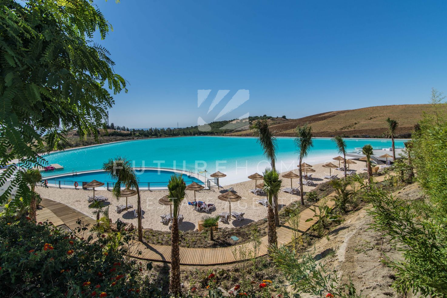 http://www.futurehomesspain.com/en-286-00182P_apartment-estepona.html