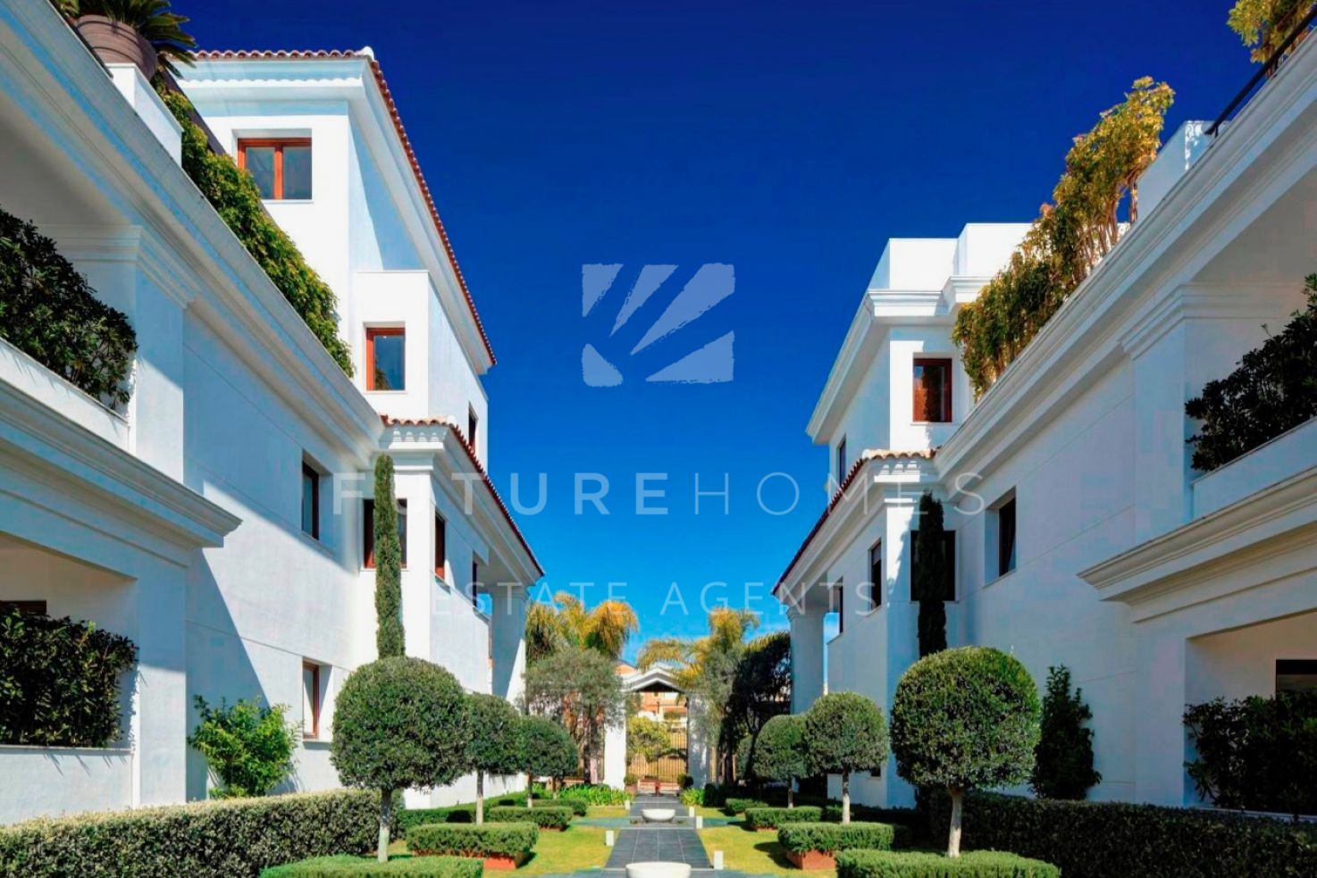http://www.futurehomesspain.com/en-286-00123P_apartment-doncella+beach-estepona.html