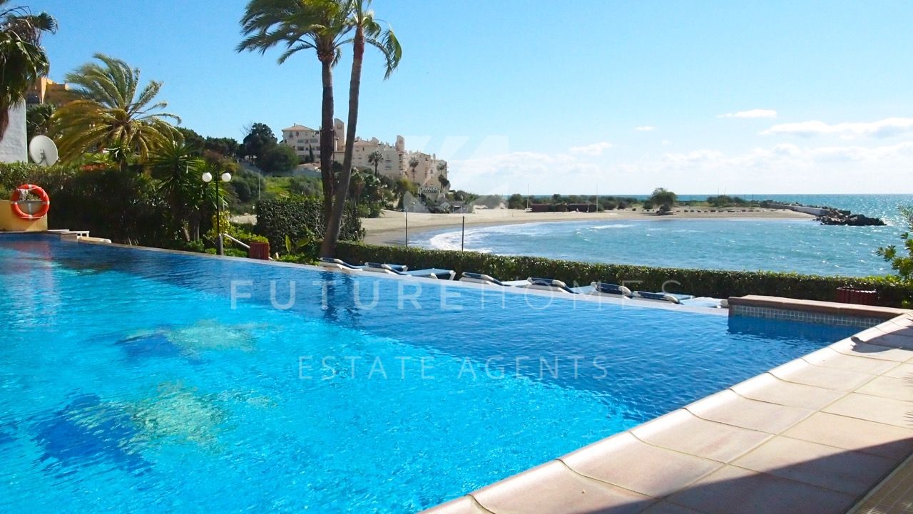 http://www.futurehomesspain.com/es-286-00018P_apartamento-estepona+puerto-estepona.html