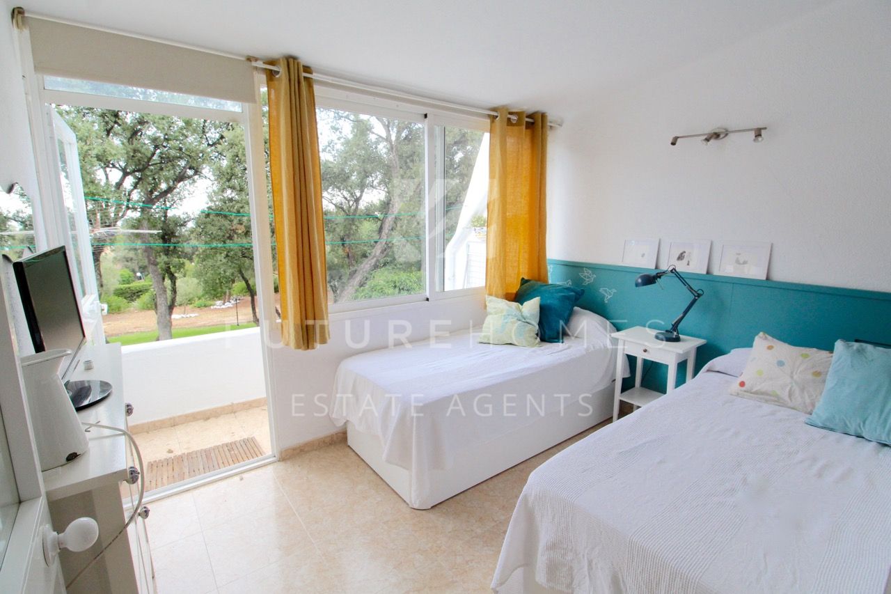 http://www.futurehomesspain.com/en-286-00330P_apartment-seghers-estepona.html
